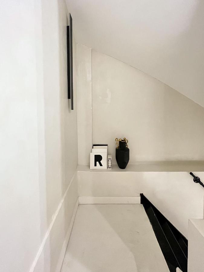 Superb Apartment Palais Royal Louvre Museum Free Netflix 파리 외부 사진